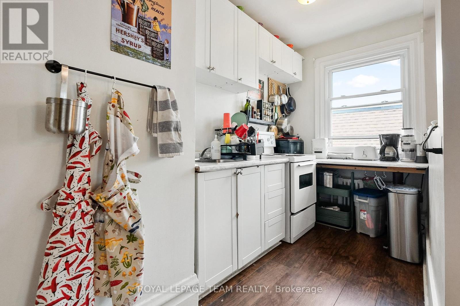 305 Waverley Street, Ottawa, Ontario  K2P 0V9 - Photo 12 - X12025303