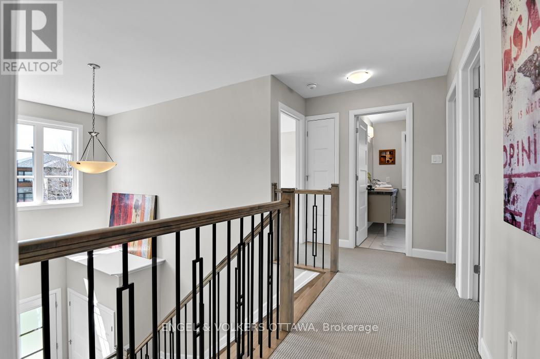 313 St Tropez Street, Russell, Ontario  K0A 1W0 - Photo 14 - X12113483