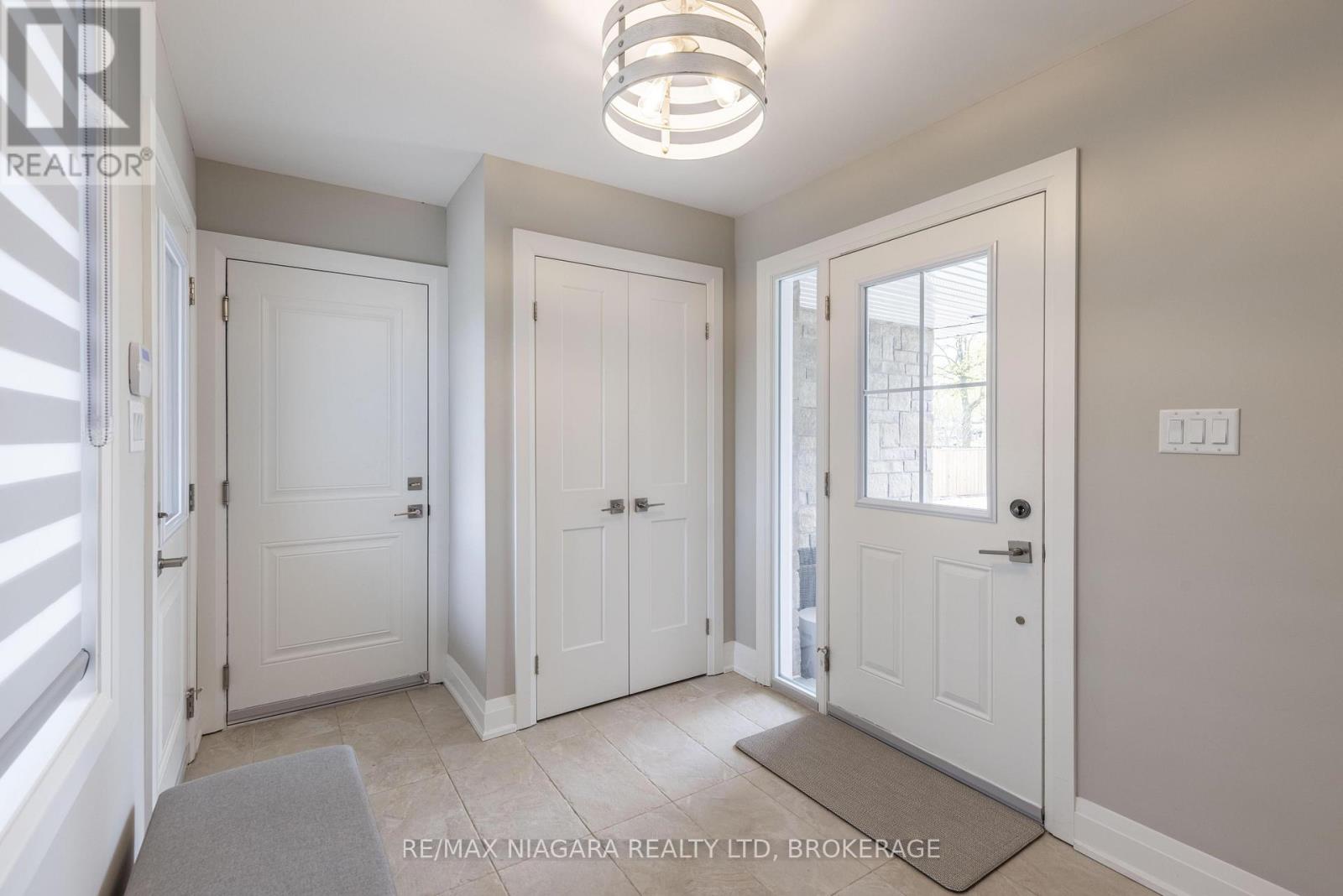 Property at 3044 APPLEFORD AVENUE image 5
