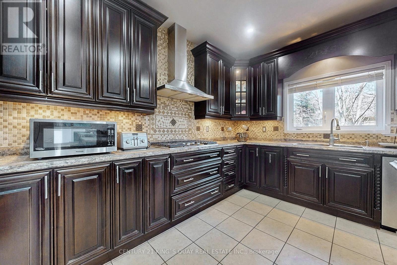 151 Gillett Drive, Ajax, Ontario  L1Z 0C1 - Photo 11 - E12113022