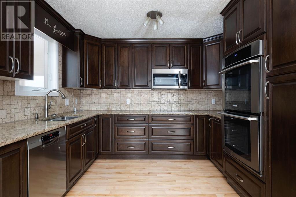 Property at 122 Silver Springs Drive image 4