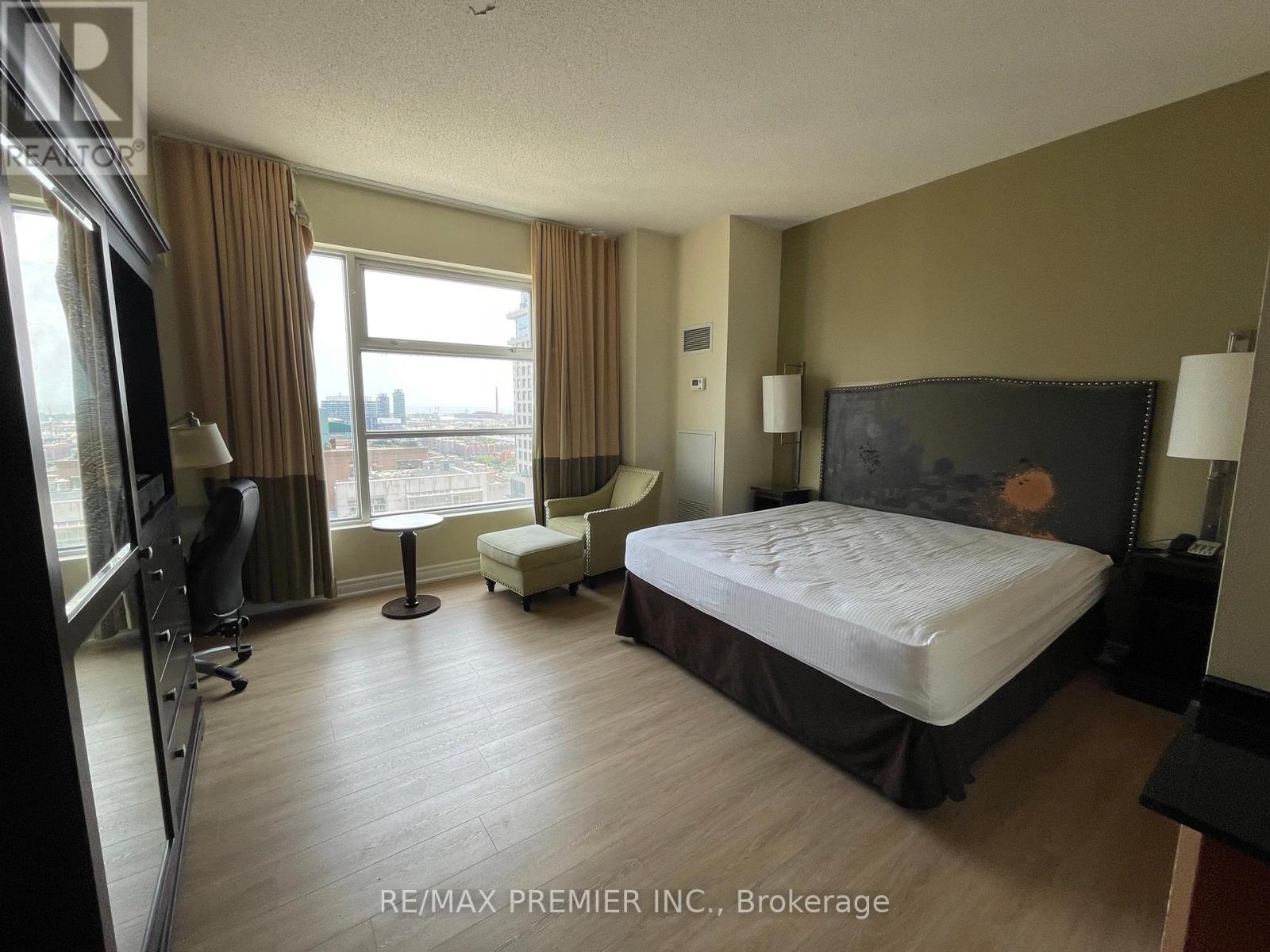 2508 - 1 King Street W, Toronto, Ontario  M5H 1A1 - Photo 4 - C12113448