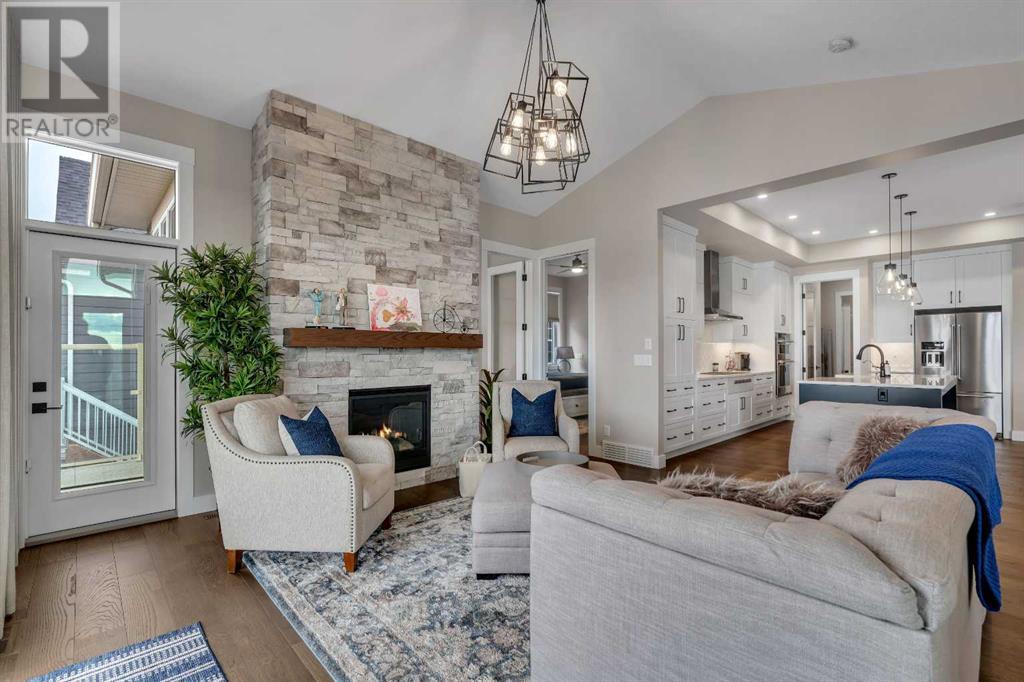 Property at 207 Legacy Mount SE image 3