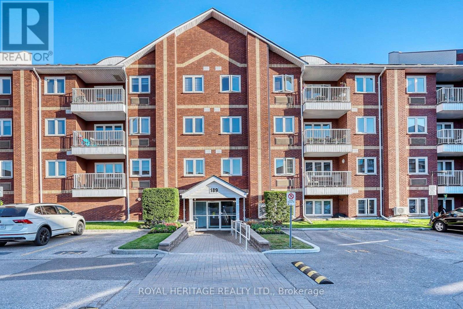 217 - 189 LAKE DRIVEWAY W, Ajax, Ontario