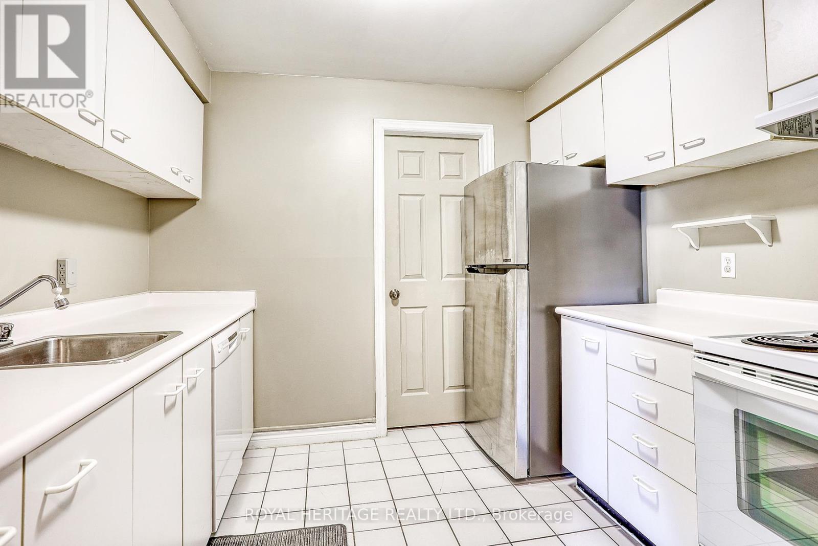 217 - 189 Lake Driveway W, Ajax, Ontario  L1S 7J1 - Photo 3 - E12113560