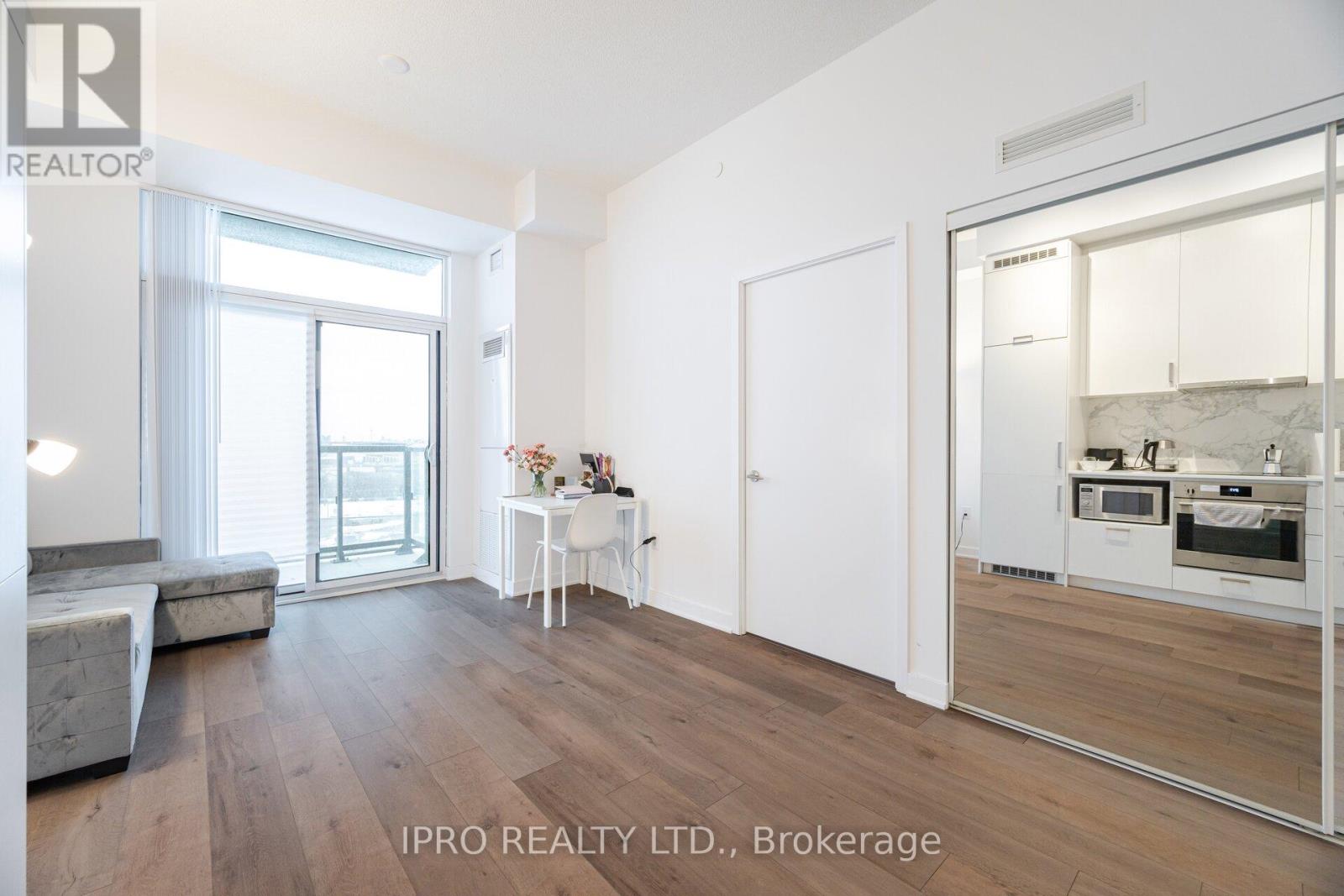 911 - 60 Honeycrisp Crescent, Vaughan, Ontario  L4K 0M7 - Photo 11 - N12113509