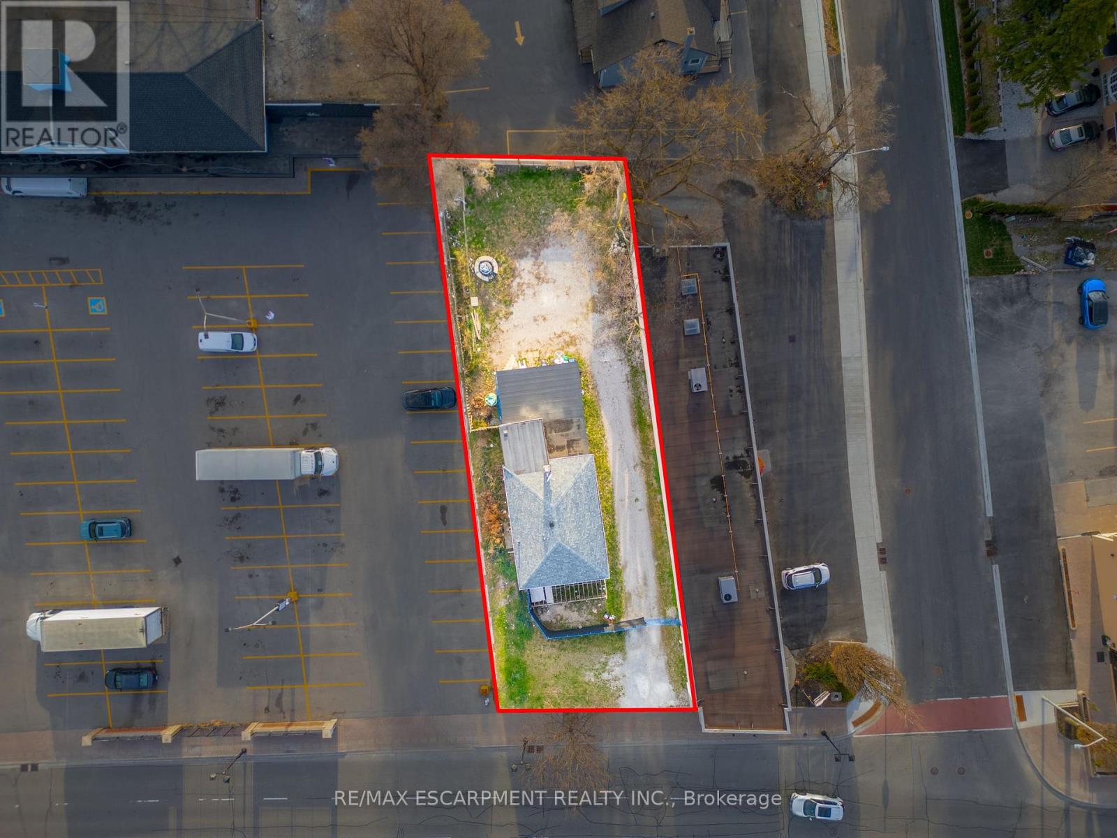 10329 Yonge Street, Richmond Hill, Ontario  L4C 3C1 - Photo 5 - N12113554