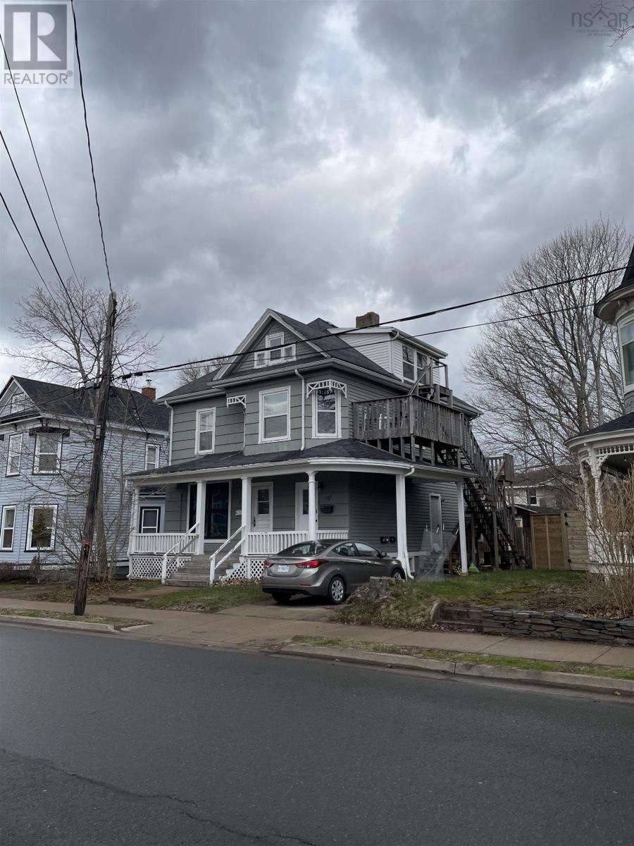 15 Victoria Street, Truro, Nova Scotia  B2N 1Y5 - Photo 2 - 202508140