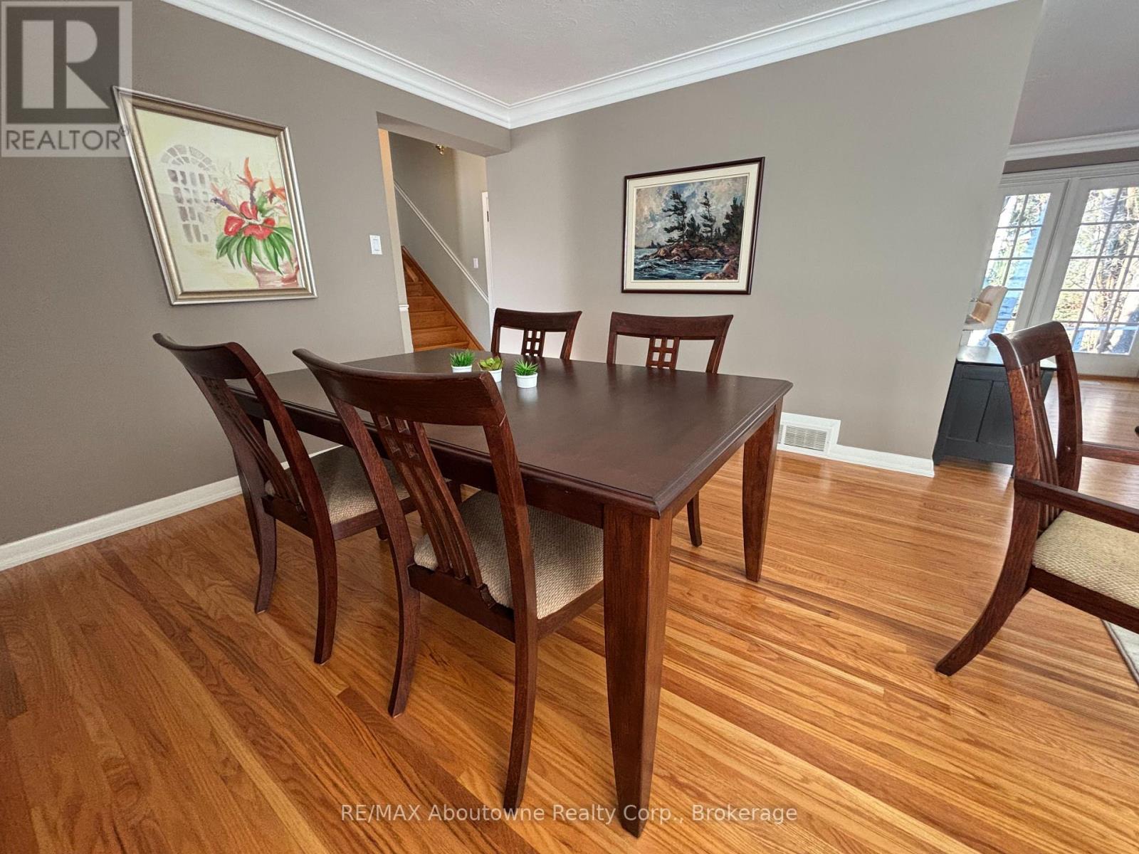 177 Viewbank Crescent, Oakville, Ontario  L6L 1R3 - Photo 12 - W11992779