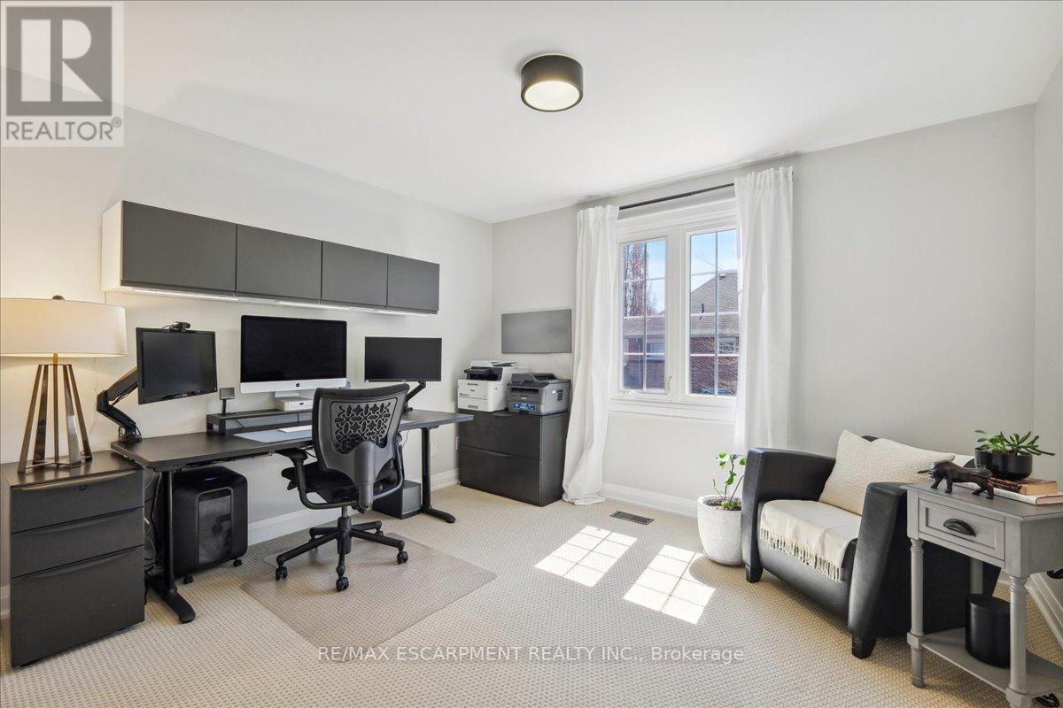2072 Chippewa Trail, Mississauga, Ontario  L5H 3V7 - Photo 29 - W12113475