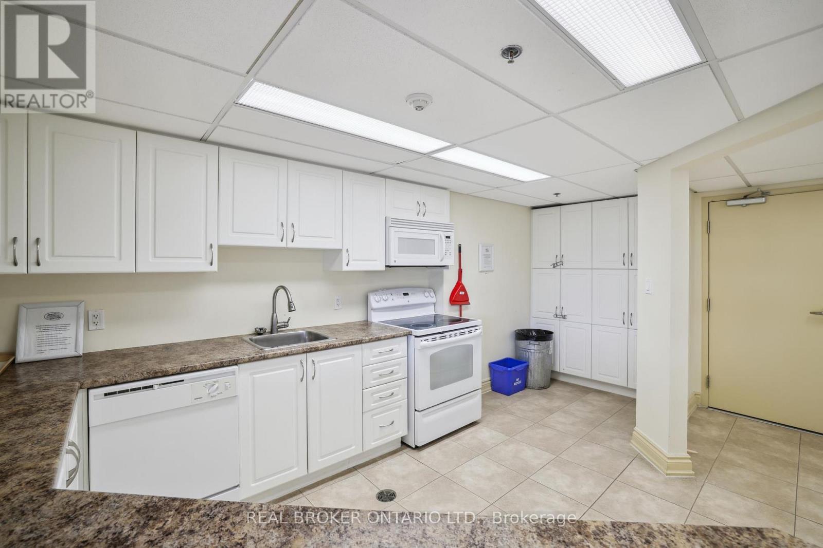 506 - 1230 Marlborough Court, Oakville, Ontario  L6H 3K6 - Photo 28 - W12113506