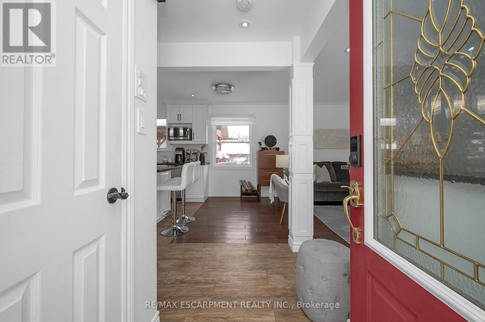 1278 Canvey Crescent, Mississauga, Ontario  L5J 1S1 - Photo 2 - W12113508