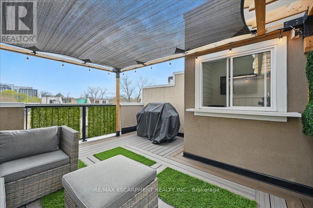 2 - 117 Nelson Street, Oakville, Ontario  L6L 3J1 - Photo 33 - W12113517