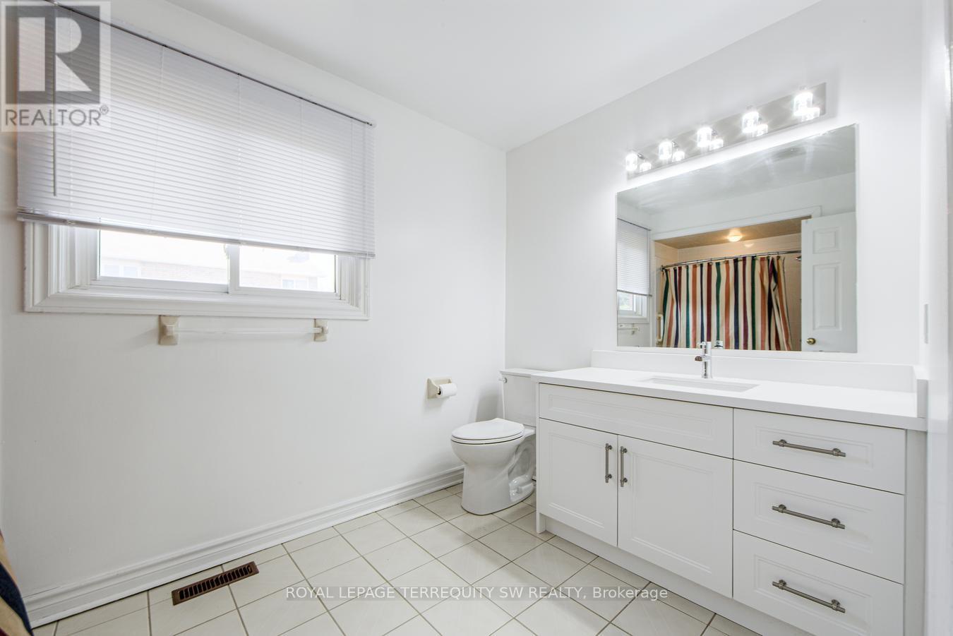 3116 The Collegeway, Mississauga, Ontario  L5L 4Z6 - Photo 25 - W12113538