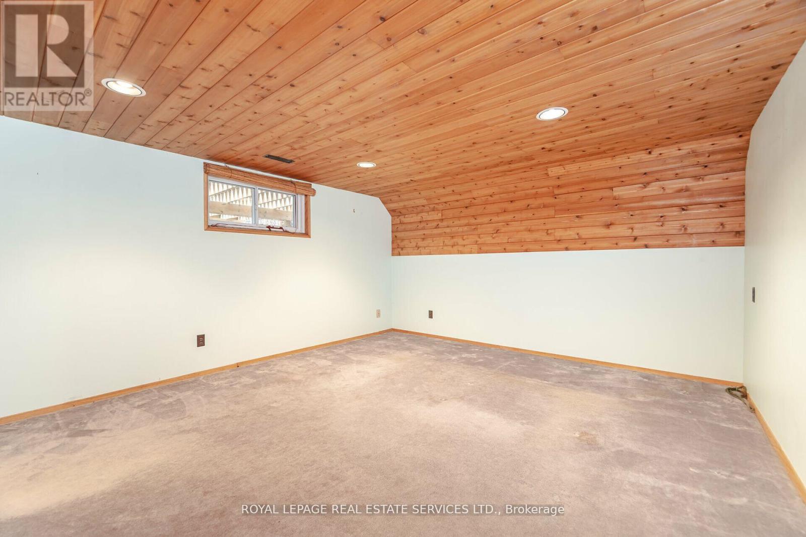 44 Maple Avenue N, Mississauga, Ontario  L5H 2S1 - Photo 26 - W12113540