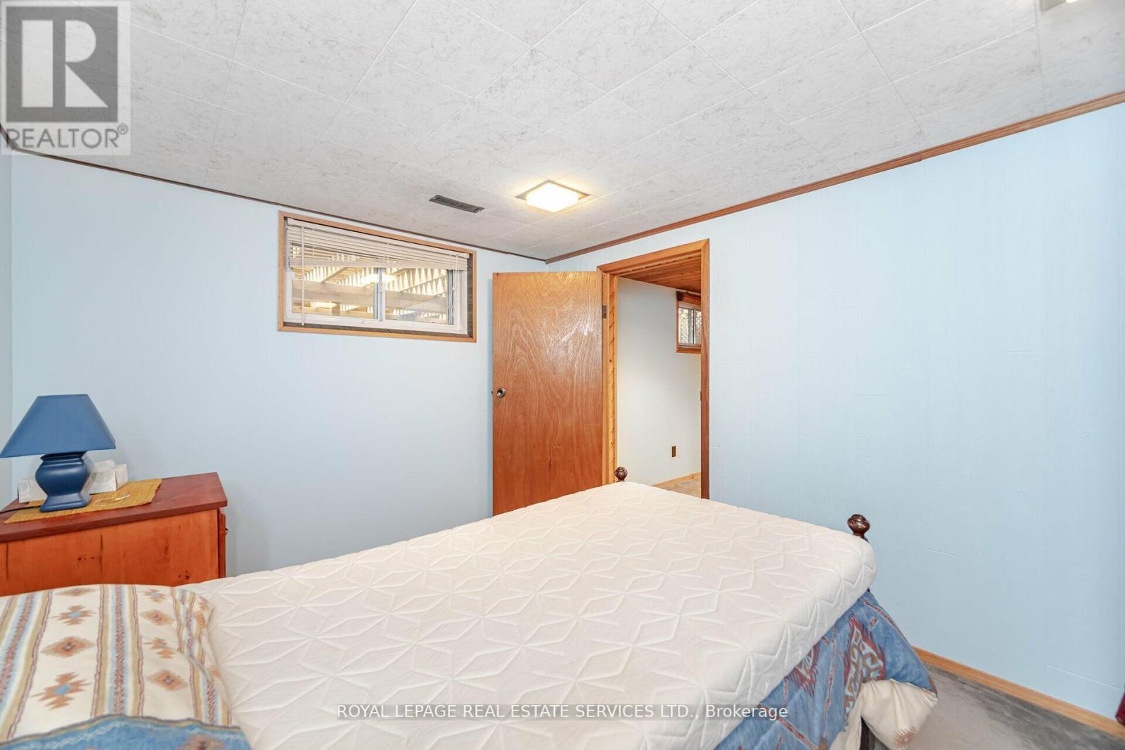 44 Maple Avenue N, Mississauga, Ontario  L5H 2S1 - Photo 30 - W12113540