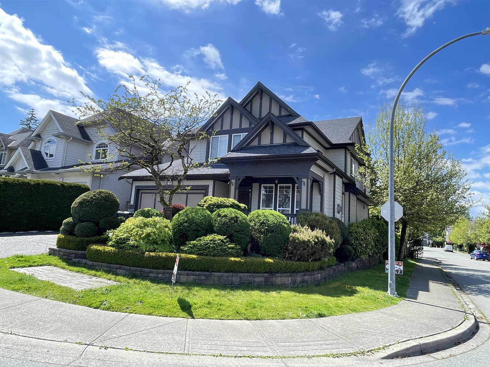 Property at 7297 201 STREET image 2