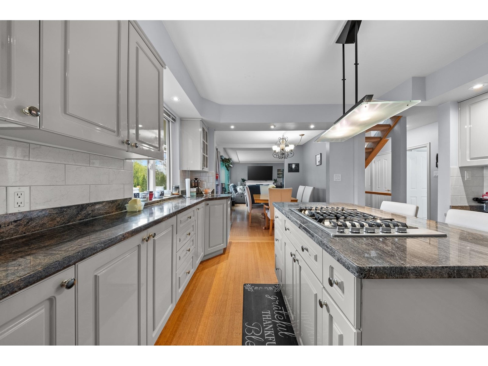 14424 Mann Park Crescent, White Rock, British Columbia  V4B 3A8 - Photo 11 - R2994239