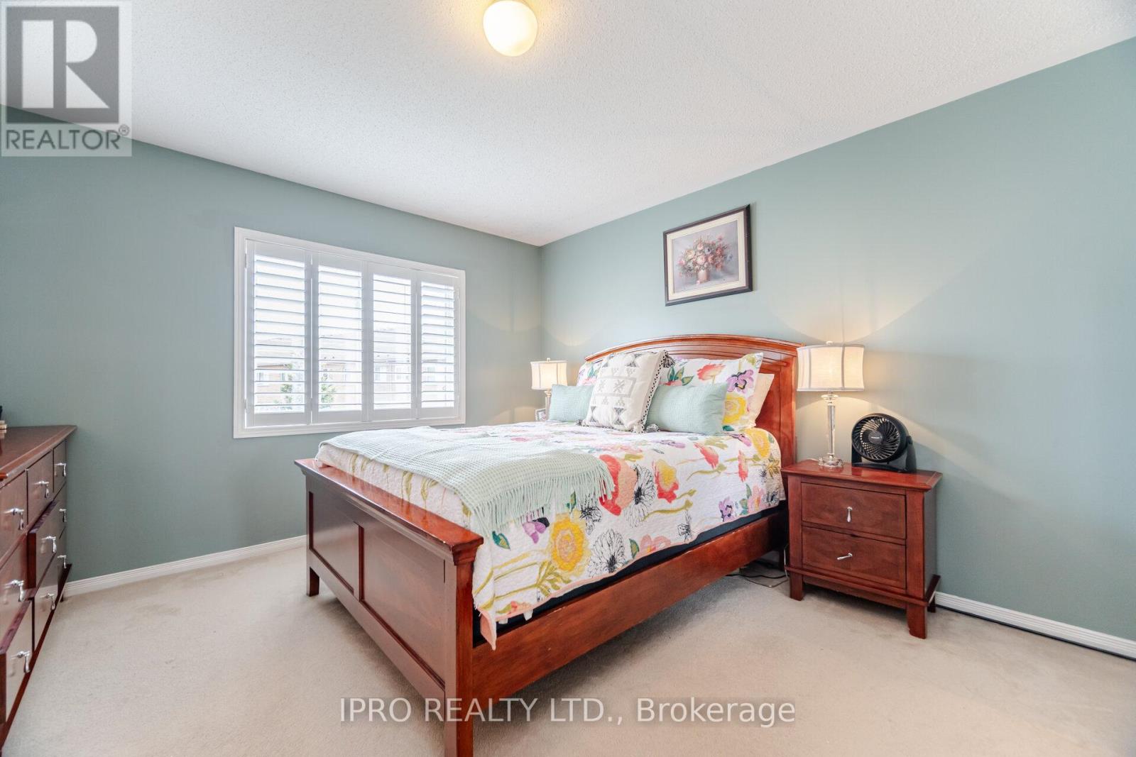 70 - 770 Othello Court, Mississauga, Ontario  L5W 1Y2 - Photo 22 - W12113490
