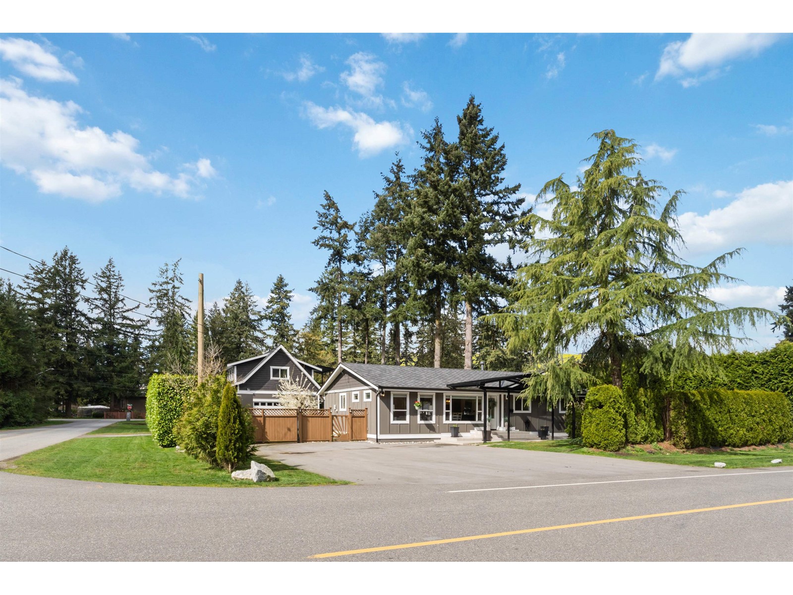 Property at 3763 197 STREET image 3