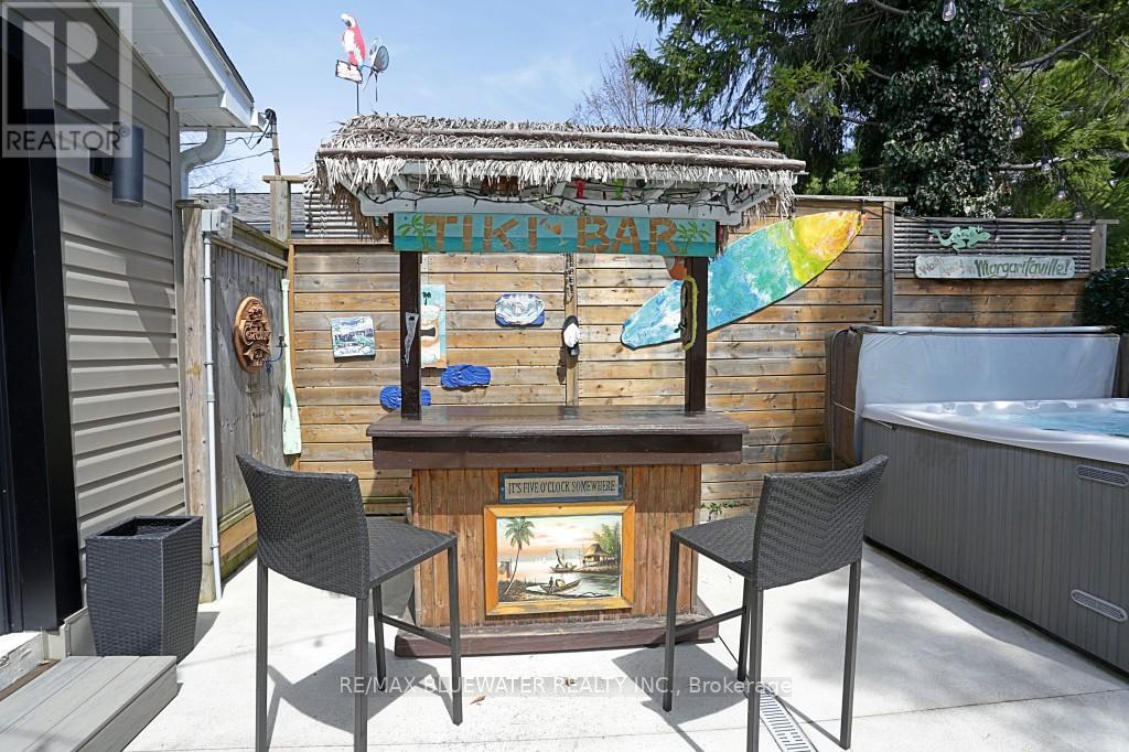 46 Hill Street, Lambton Shores, Ontario  N0M 1T0 - Photo 42 - X12113556