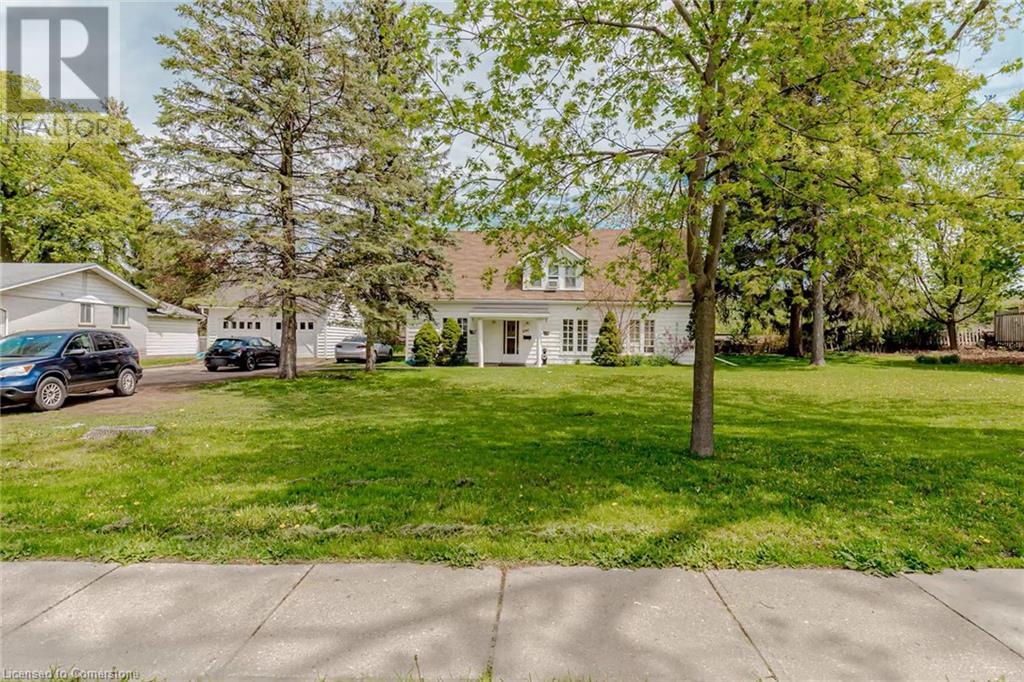 Property at 1701 KING Street E image 2