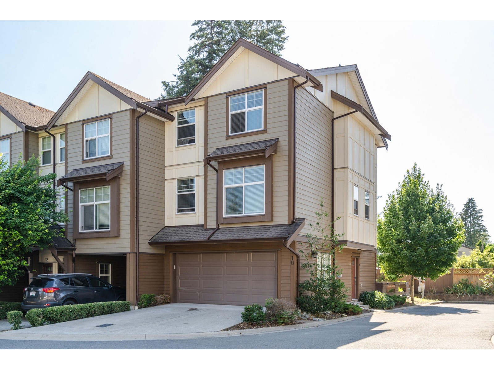 Property at 10 33860 MARSHALL ROAD image 2
