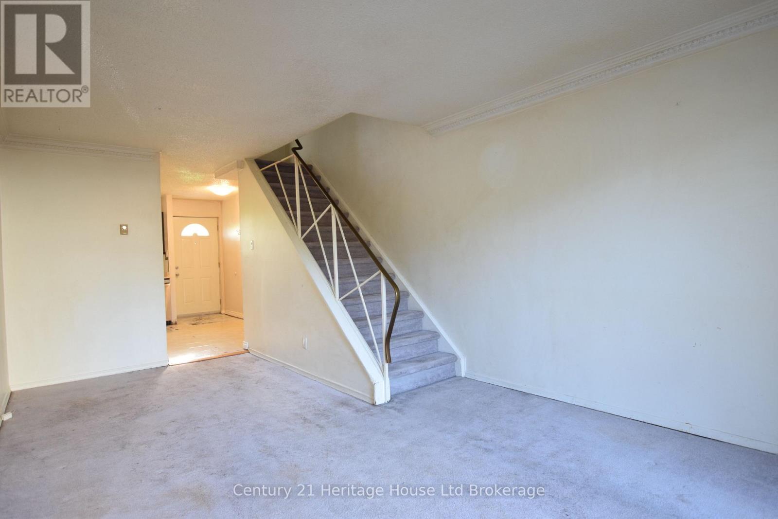 100 - 1919 Trafalgar Street, London East, Ontario N5V 1A1 - Photo 10 - X12113564