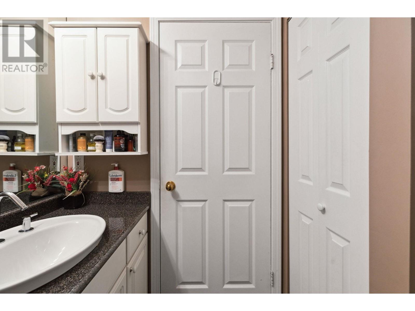 2 8531 Bennett Road, Richmond, British Columbia  V6Y 3M6 - Photo 19 - R2996398