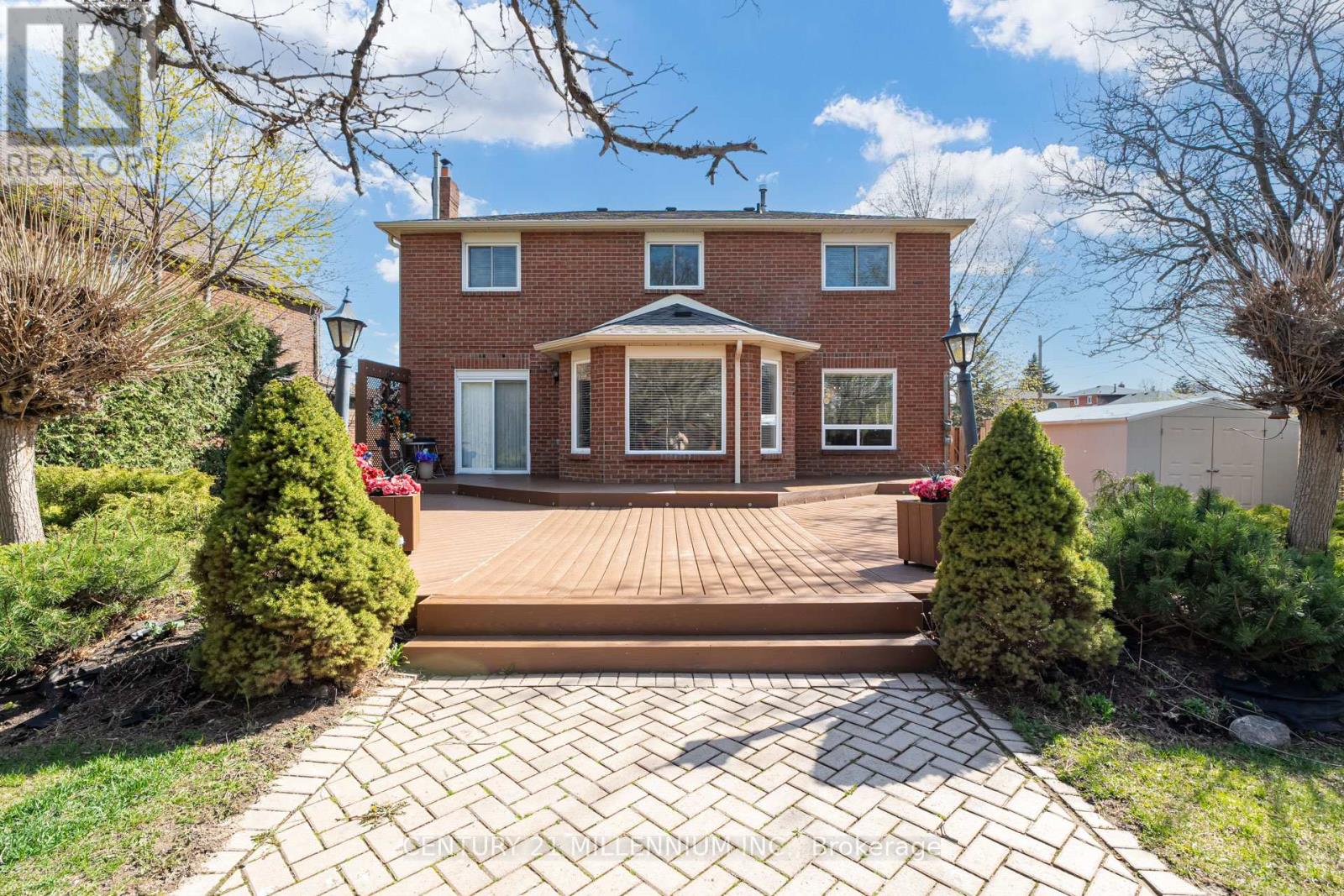 18 Pebble Beach Court, Brampton, Ontario  L6S 4E9 - Photo 36 - W12113456