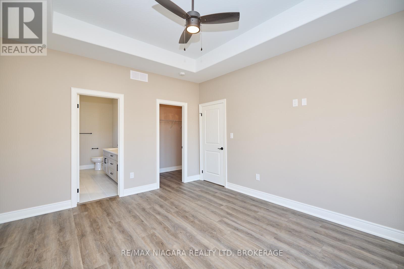 28 Harvest Drive, Niagara-On-The-Lake (Virgil), Ontario  L0S 1J0 - Photo 27 - X12031197