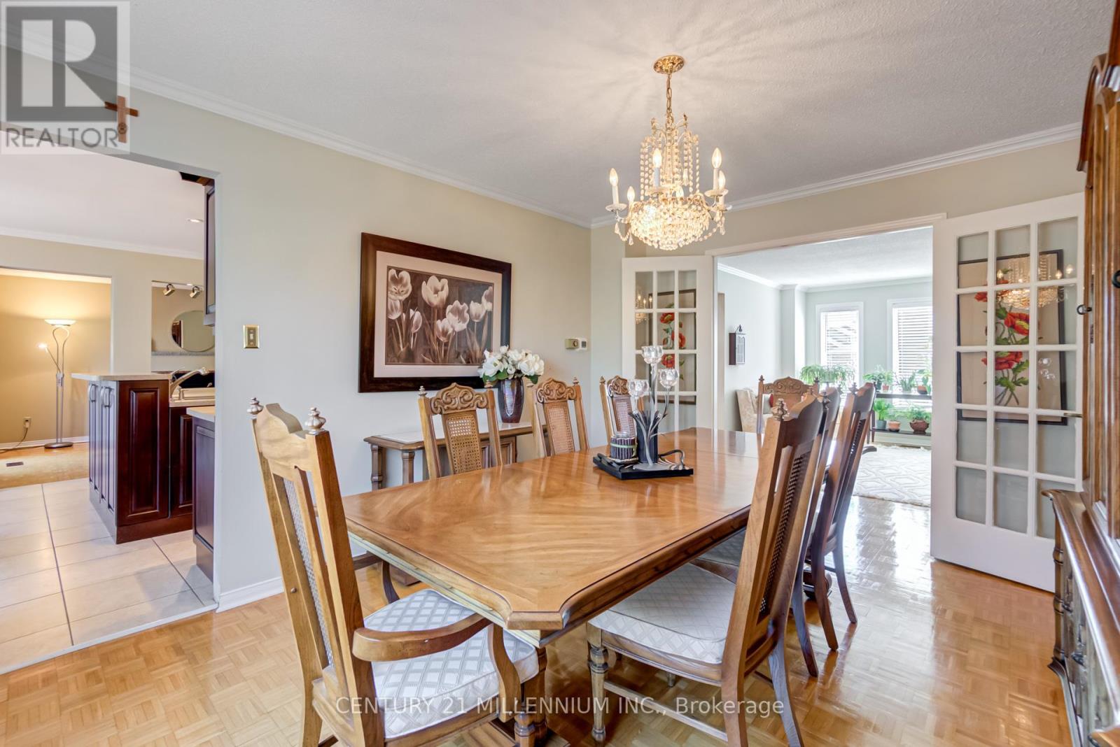 18 Pebble Beach Court, Brampton, Ontario  L6S 4E9 - Photo 10 - W12113456
