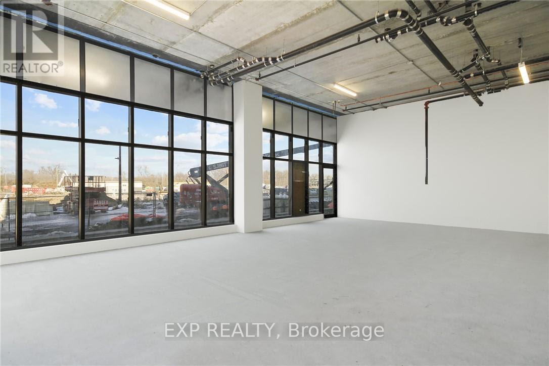 2105 - 3600 Brian Coburn Boulevard, Ottawa, Ontario  K4A 0M7 - Photo 3 - X12029616