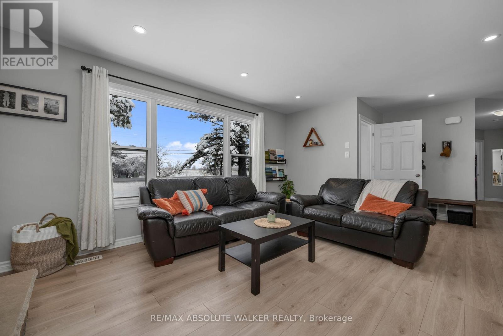 2477 Merivale Road, Ottawa, Ontario  K2C 3H1 - Photo 6 - X12083820