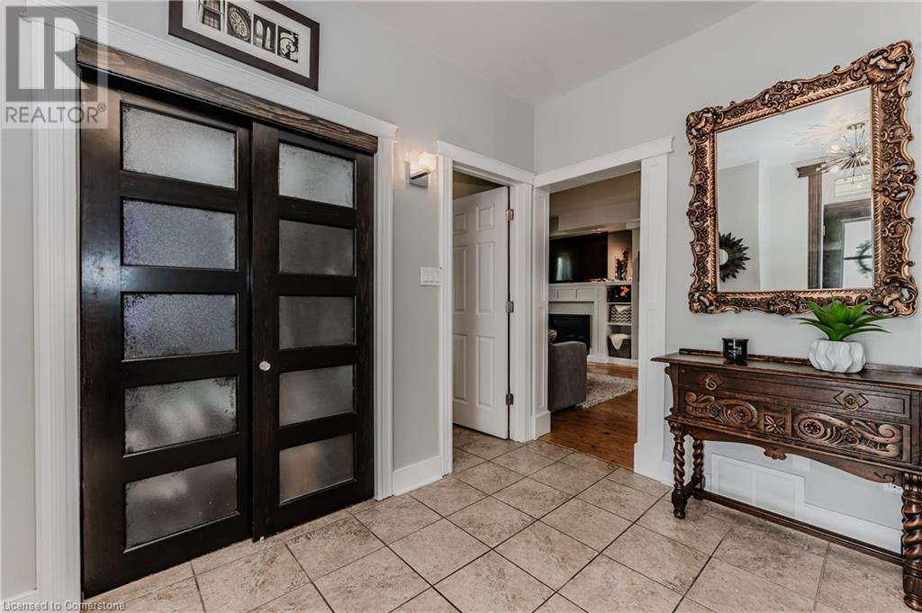 249 Maple Street, Cambridge, Ontario N3C 1T1 - Photo 6 - 40714813