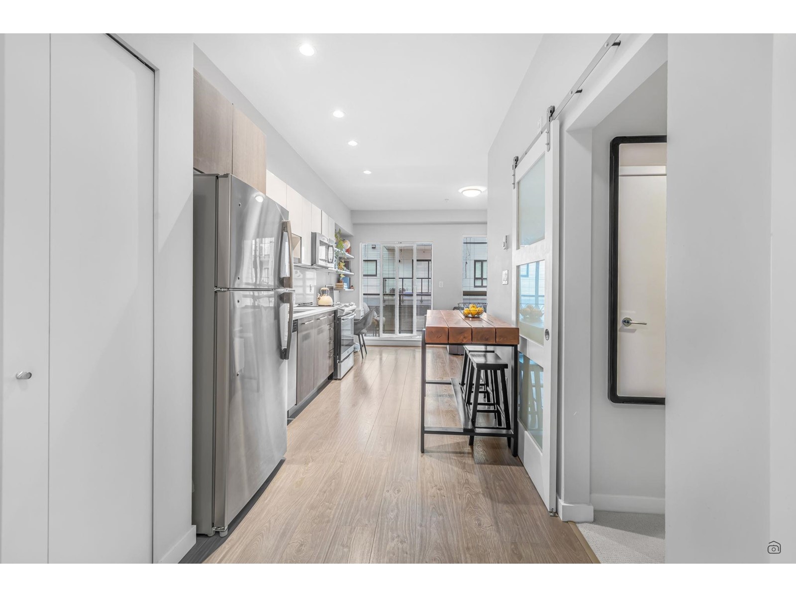 432 13768 108 Avenue, Surrey, British Columbia  V3T 0L9 - Photo 6 - R2995541