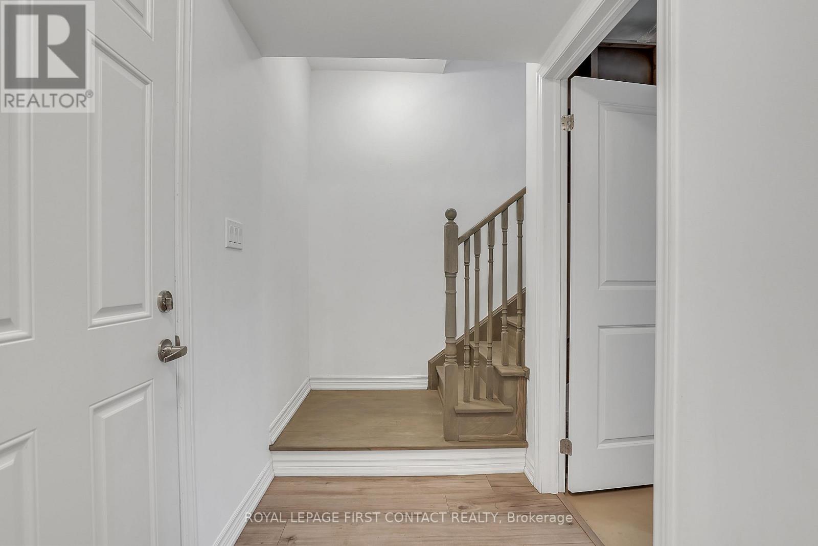 Property at 49 PUMPKIN CORNER CRESCENT image 3