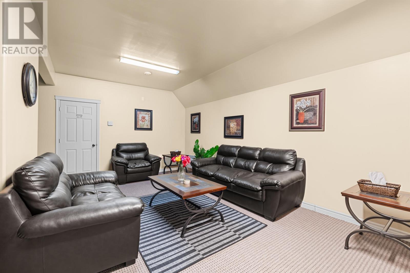 8 2 Elena Court, Charlottetown, Prince Edward Island  C1C 0B2 - Photo 36 - 202509317