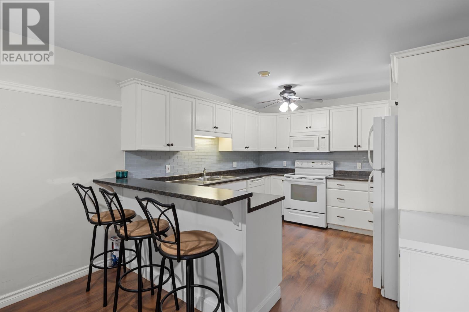 Unit 8 2 Elena Court, Charlottetown, Prince Edward Island  C1C 0B2 - Photo 6 - 202509317