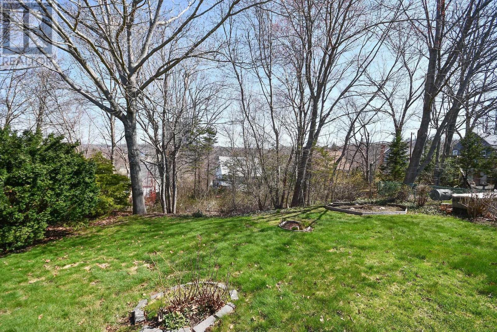 21 Cranston Avenue, Dartmouth, Nova Scotia  B2Y 3G1 - Photo 31 - 202509311