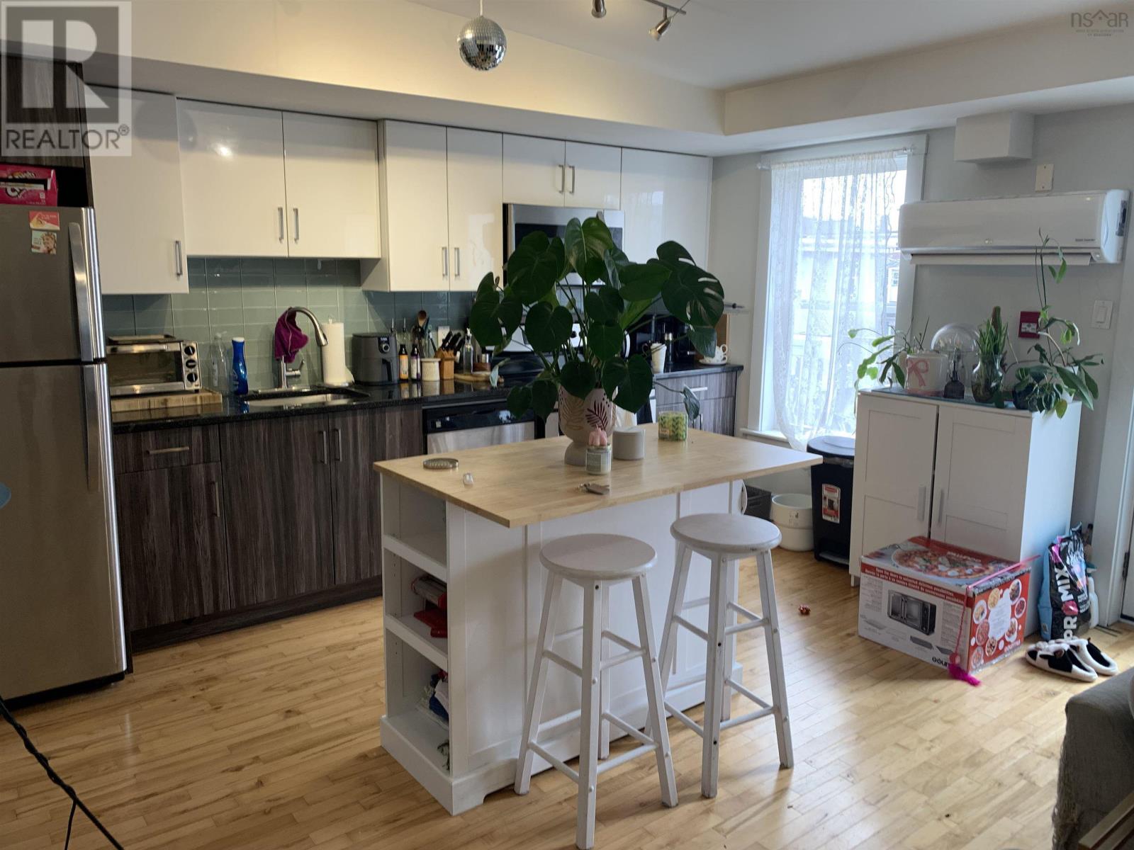5484-86 Clyde Street, Halifax Peninsula, Nova Scotia  B3J 1E1 - Photo 11 - 202505547