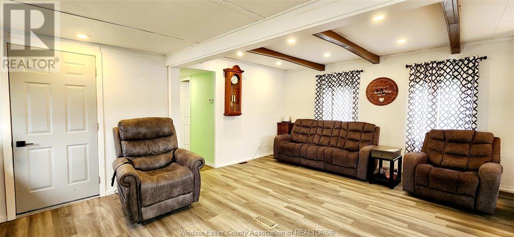 40 Parkside Drive, Mcgregor, Ontario  N0R 1J0 - Photo 6 - 25010715