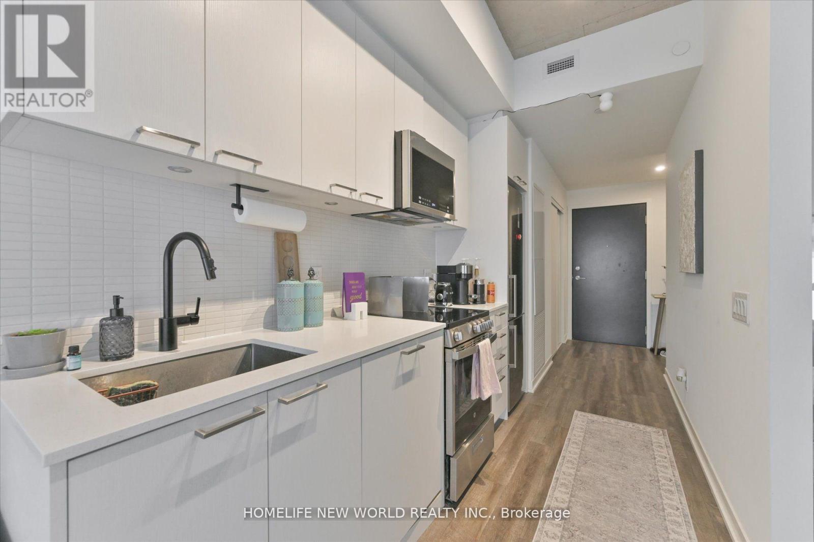 514 - 1808 St Clair Avenue W, Toronto (Weston-Pellam Park), Ontario  M6N 0C1 - Photo 4 - W12113604