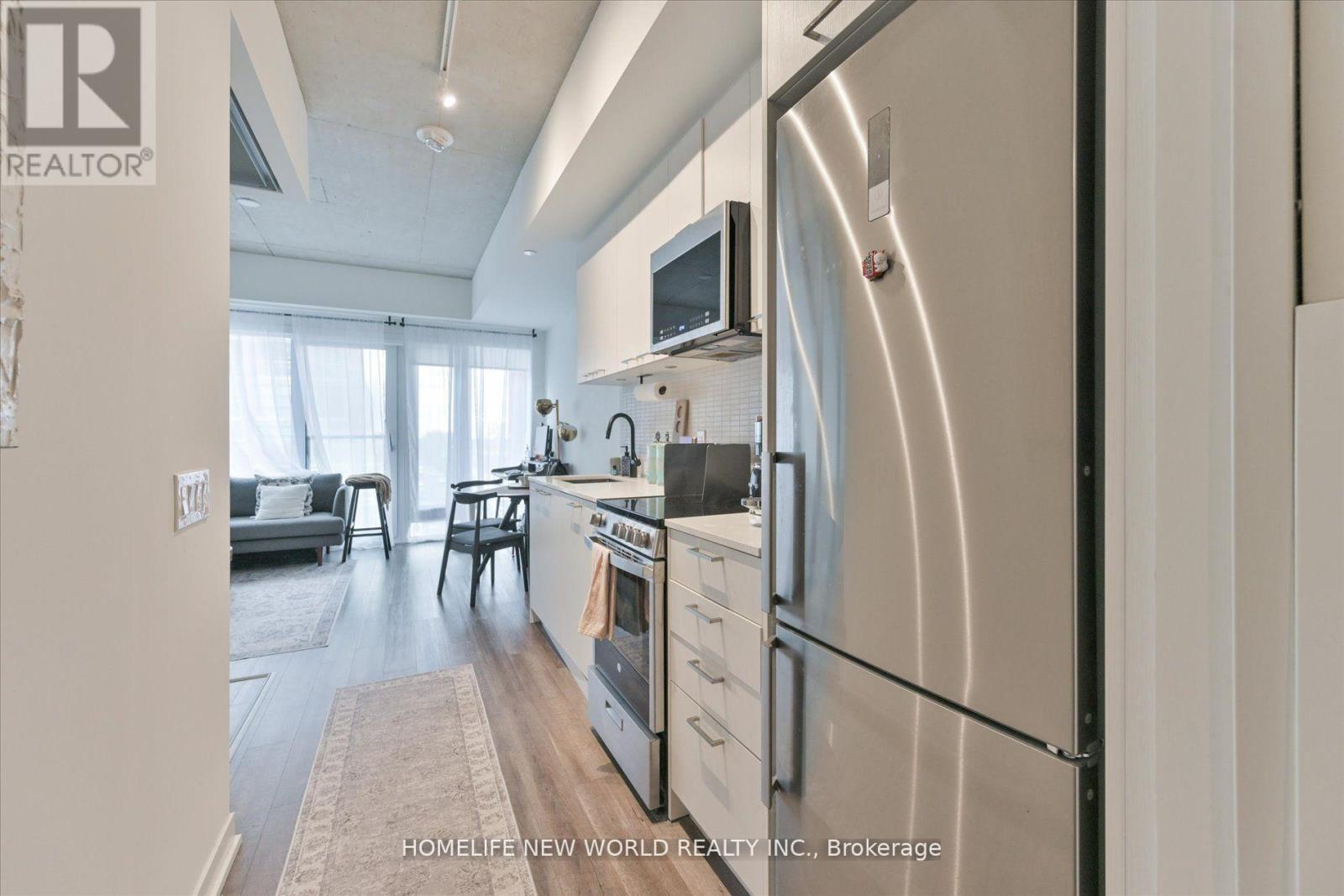 514 - 1808 St Clair Avenue W, Toronto (Weston-Pellam Park), Ontario  M6N 0C1 - Photo 5 - W12113604