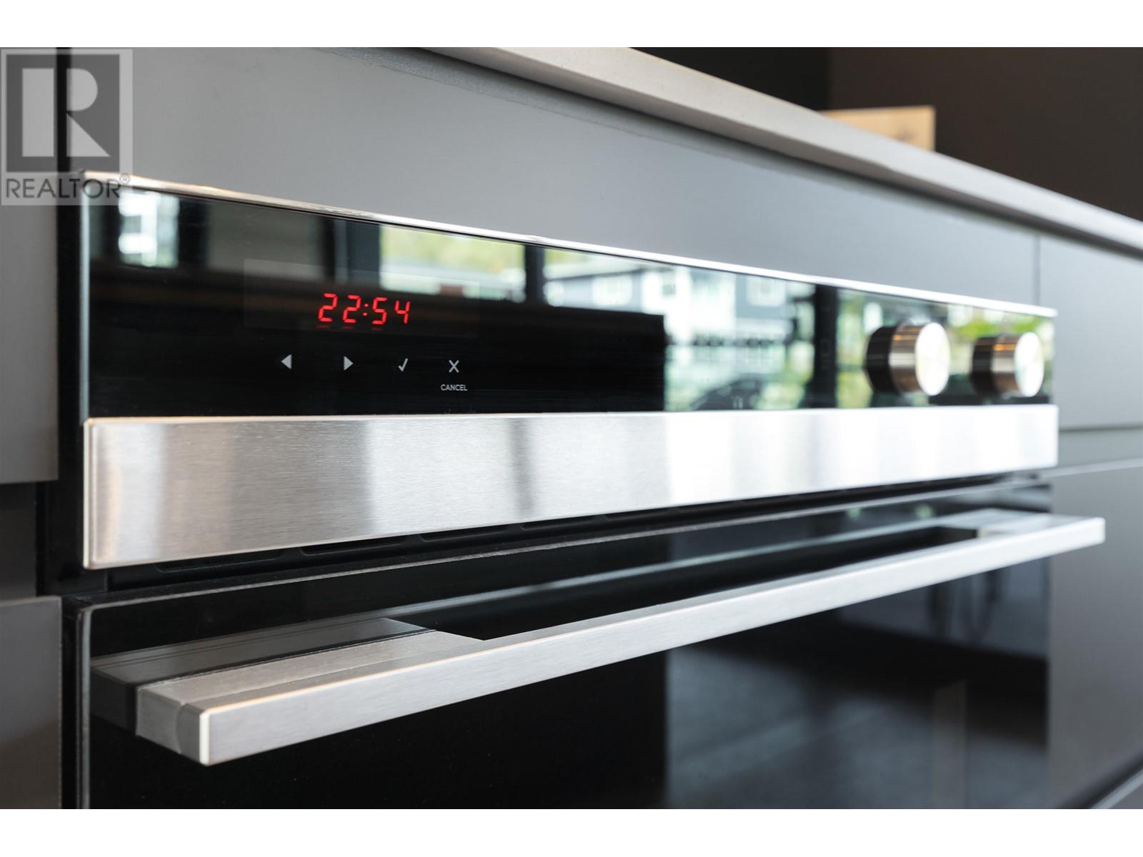 2946 Snowberry Place, Squamish, British Columbia  V8B 1B1 - Photo 10 - R2996324