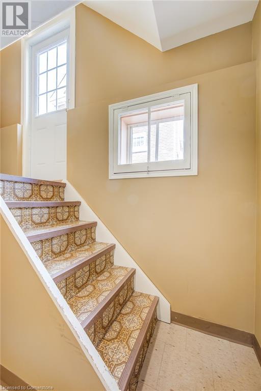 25 Lydia Street, Kitchener, Ontario N2H 1V2 - Photo 31 - 40708245