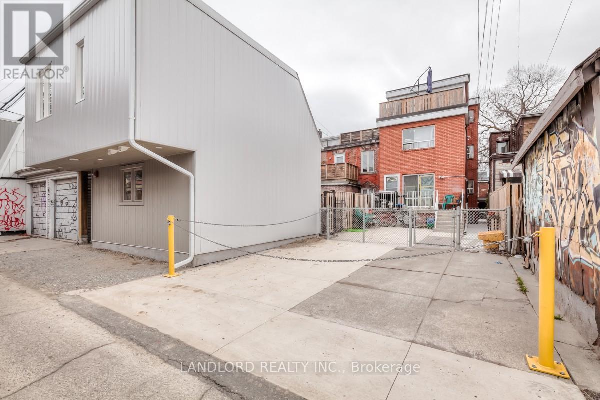 Laneway - 73 Northcote Avenue, Toronto, Ontario  M6J 3K2 - Photo 23 - C12094219