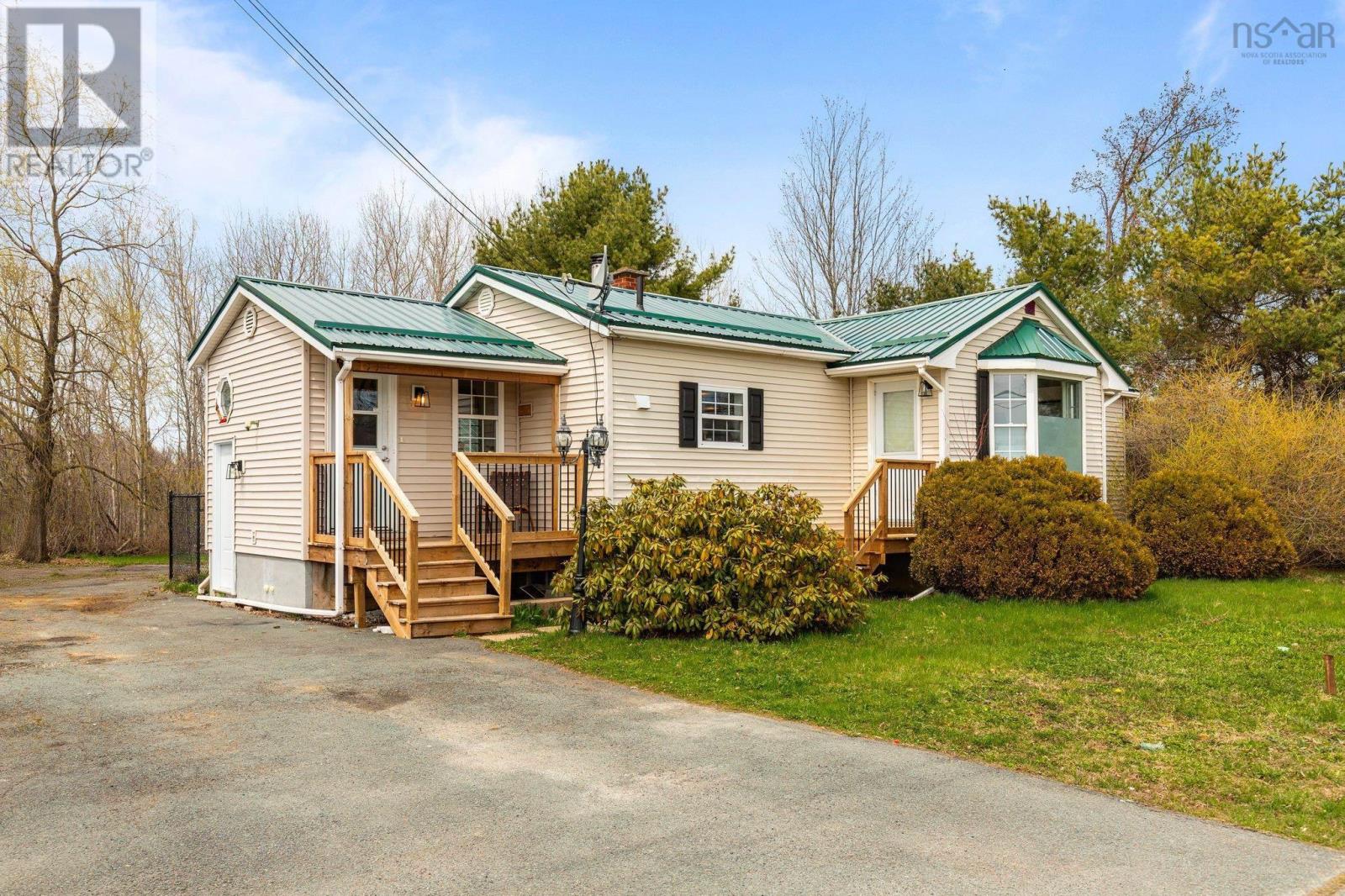 1308 Highway 2 Highway, Lantz, Nova Scotia  B2S 1Y8 - Photo 31 - 202509318