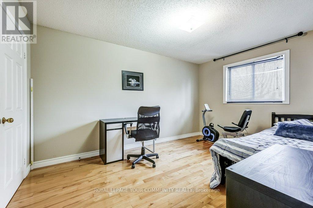 63 O'connor Crescent, Richmond Hill, Ontario  L4C 7P8 - Photo 20 - N12112345