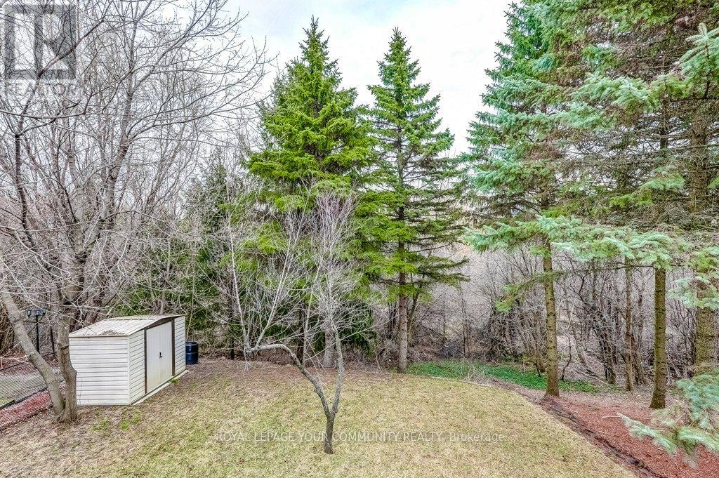 63 O'connor Crescent, Richmond Hill, Ontario  L4C 7P8 - Photo 33 - N12112345